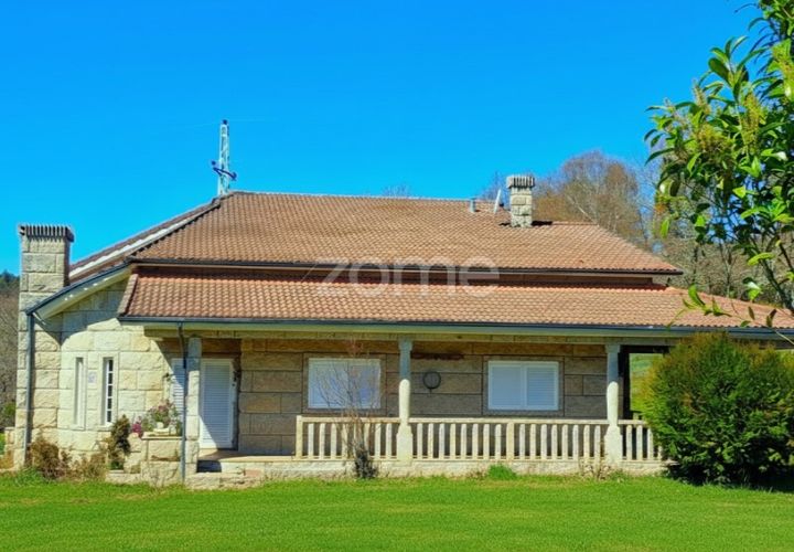Villa a Montalegre, Vila Real, Montalegre - € 415.000 | Ref: ZMPT580720 - foto 1