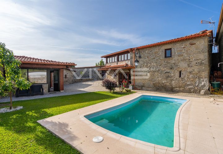Villa i Vila Verde, Braga, Vila Verde - € 399 000 | Ref: 01-3708 - foto 1