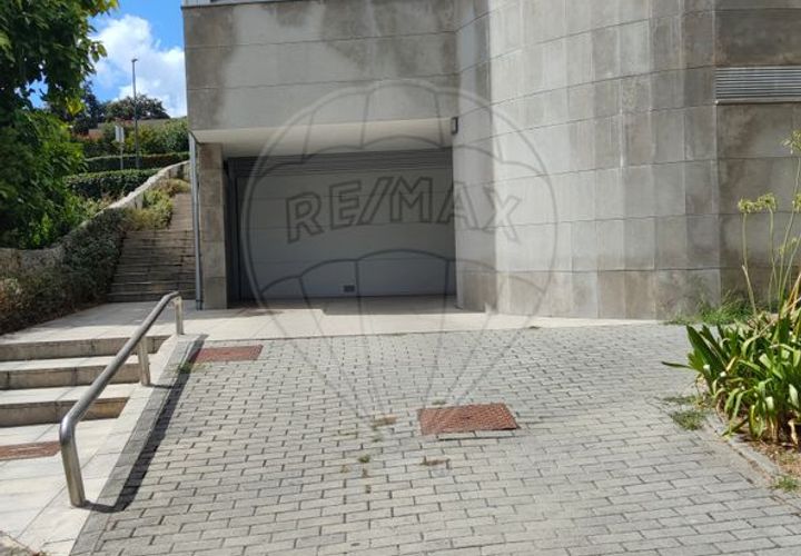 Garage i Guimaraes, Braga, Guimaraes - € 26.500 | Ref: 121751272-60 - foto 1
