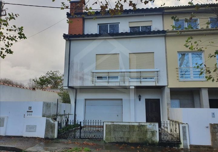 Villa i Arcozelo, Porto, Arcozelo - € 375.000 | Ref: 8008 - foto 1