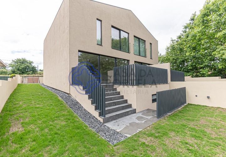 Byhus i Maia, Porto, Maia - € 560.000 | Ref: 177081 - foto 1
