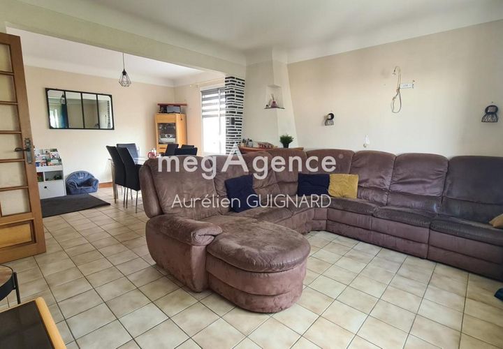 Villa a Bressuire, Deux-Sevres, Bressuire - € 123.900 | Ref: 192238 - foto 1