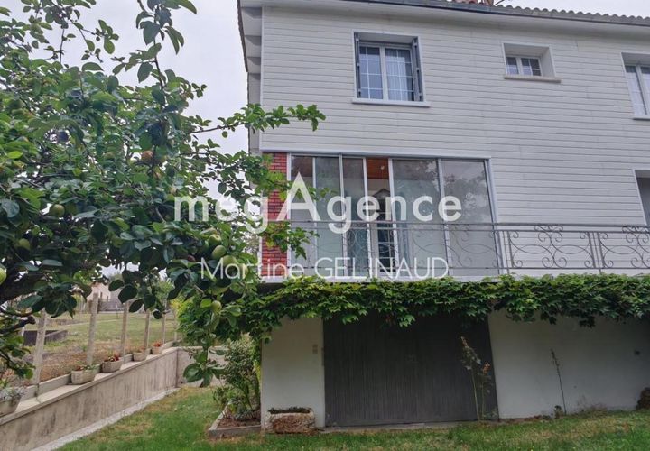 Villa i Saintes, Charente-Maritime, Saintes - € 240.000 | Ref: 190962 - foto 1