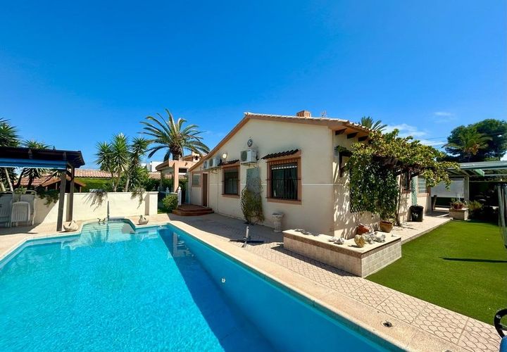 Villa i Cabo Roig, Alicante, Cabo Roig - € 790.000 | Ref: 12786 - foto 1