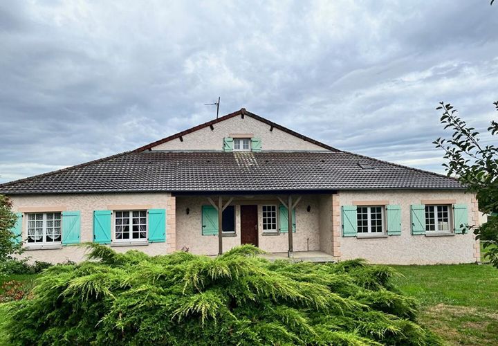 Villa a Yzeure, Allier, Yzeure - € 192.000 | Ref: 420136LHS - foto 1