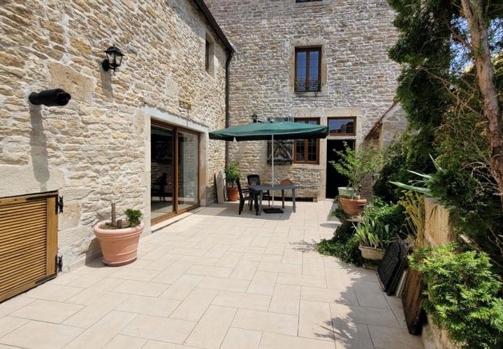 Villa i Sombernon, Cote-d'Or, Sombernon - € 300.000 | Ref: 409107BVI - foto 1
