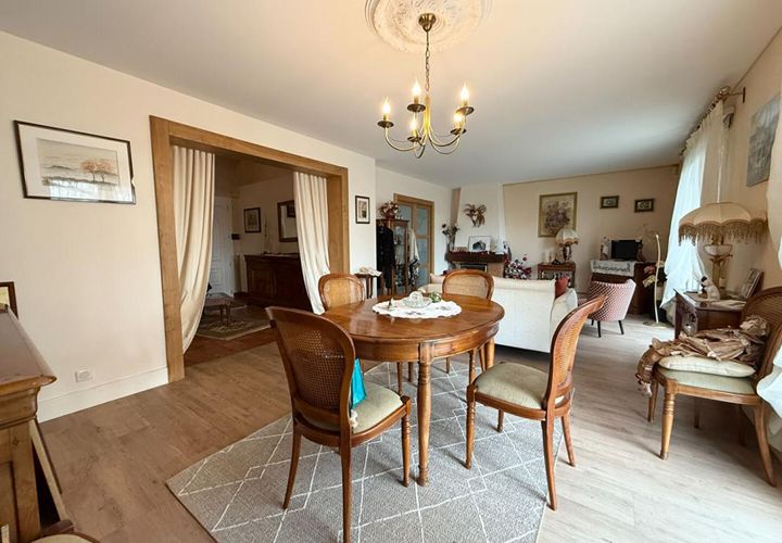 Villa i Vannes, Morbihan, Vannes - € 670.000 | Ref: 408998REE1REE - foto 1