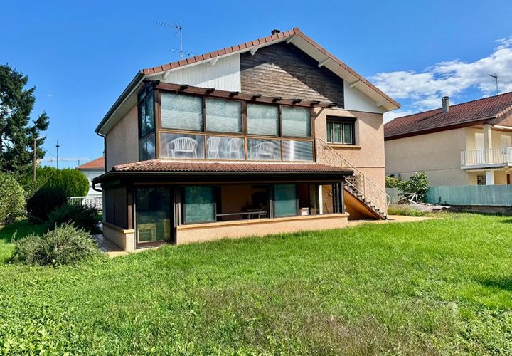 Villa a Chassieu, Rhone, Chassieu - € 589.000 | Ref: 421649ASIO - foto 1