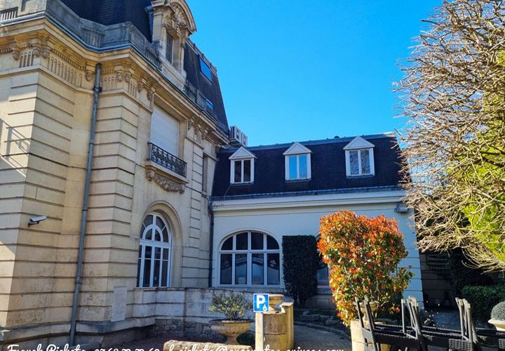 Villa i Arras, Pas-de-Calais, Arras - € 1.800.000 | Ref: 938PCEA - foto 1