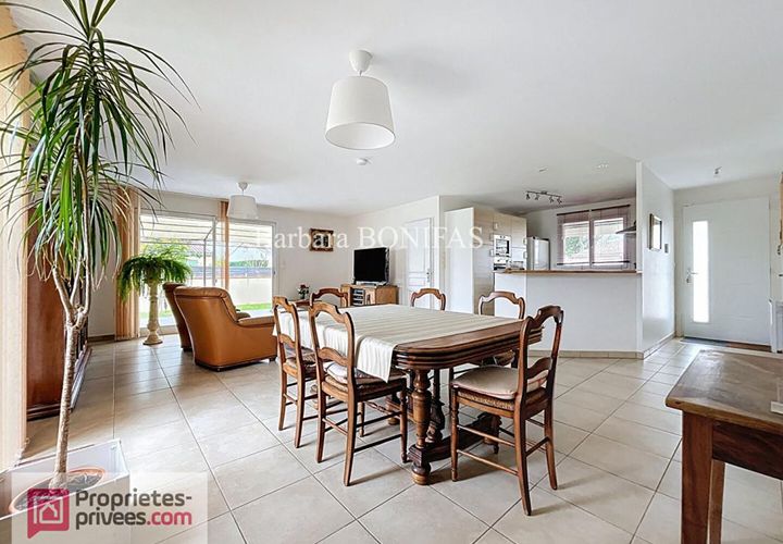 Villa i Saint-Sulpice-la-Pointe, Tarn, Saint-Sulpice-la-Pointe - € 355.000 | Ref: 401975BBON - foto 1