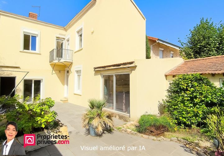 Villa a Roanne, Loire, Roanne - € 179.000 | Ref: 422038KAG - foto 1