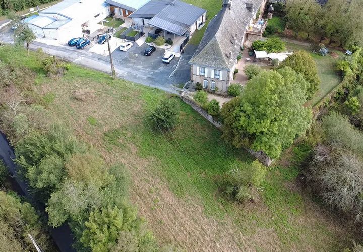 Helårsgrund i Ussac, Correze, Ussac - € 55.000 | Ref: 421109BIA - foto 1
