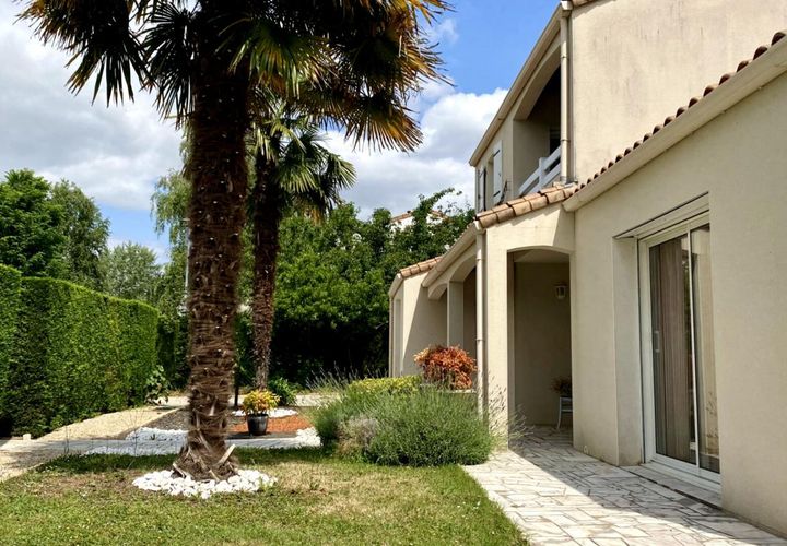 Villa i Niort, Deux-Sevres, Niort - € 249.600 | Ref: 418309PAUF - foto 1