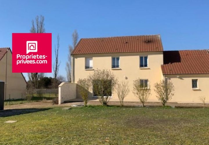 Villa i Chateaudun, Eure-et-Loir, Chateaudun - € 234.000 | Ref: 418244VRIB - foto 1