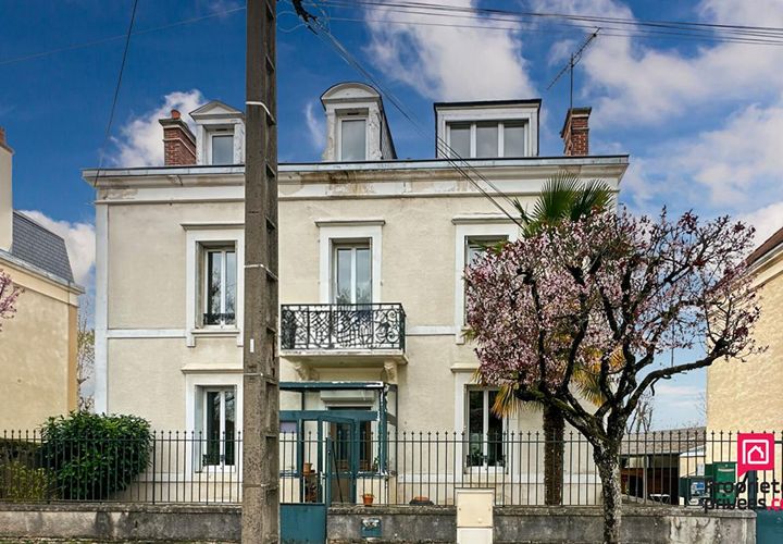 Villa i Avallon, Yonne, Avallon - € 569.000 | Ref: 422223VFE - foto 1