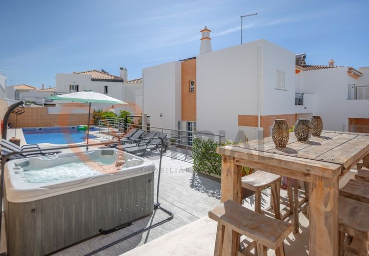 Villa i Albufeira, Faro, Albufeira - € 830.000 | Ref: 4454 - foto 1