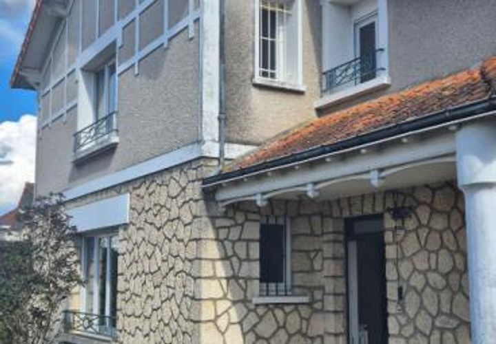 Villa i Chatellerault, Vienne, Chatellerault - € 233.200 | Ref: 398415JOBE - foto 1