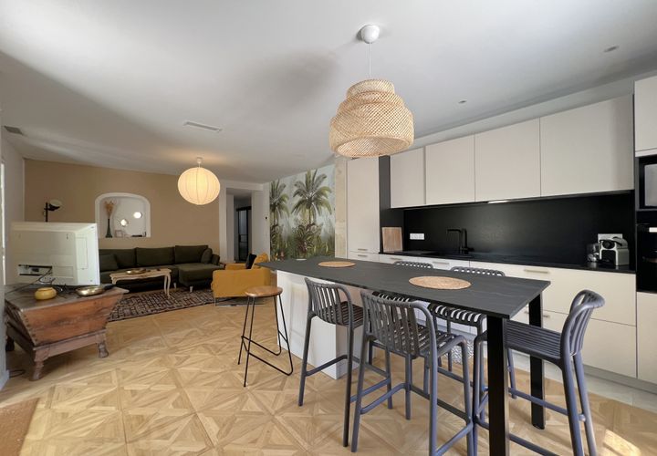 Lejlighed i Nimes, Gard, Nimes - € 357.000 | Ref: 2213 - foto 1