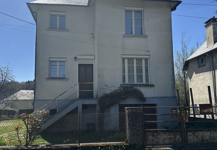 Villa i Egletons, Correze, Egletons - € 79.500 | Ref: 76240 - foto 1