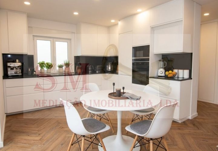 Villa i Almada, Setubal, Almada - € 850.000 | Ref: SM_235 - foto 1