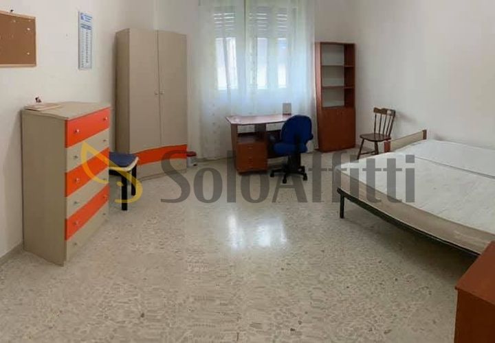 Estudi a Catania, Catania, Catania - € 270/mes | Ref: CameraEtnea2 - foto 1