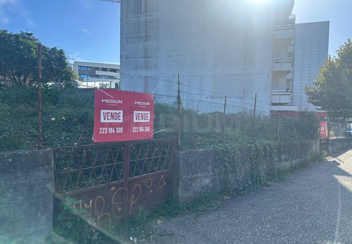 Helårsgrund i Maia, Porto, Maia - € 400.000 | Ref: M2034 - foto 1