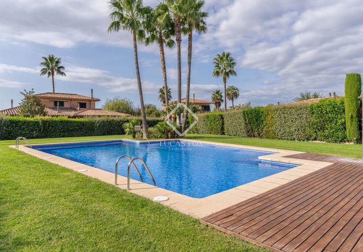 Villa i Navata, Gerona, Navata - € 670 000 | Ref: GIR62819 - foto 1