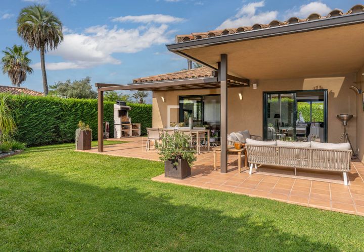 Villa i Navata, Gerona, Navata - € 670.000 | Ref: GIR62819 - foto 1