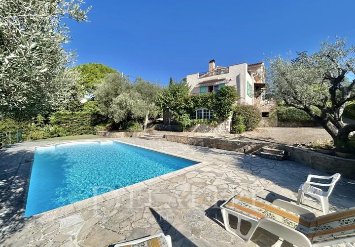 Villa i Le Rouret, Alpes-Maritimes, Le Rouret - € 1.080.000 | Ref: 86241439 - foto 1