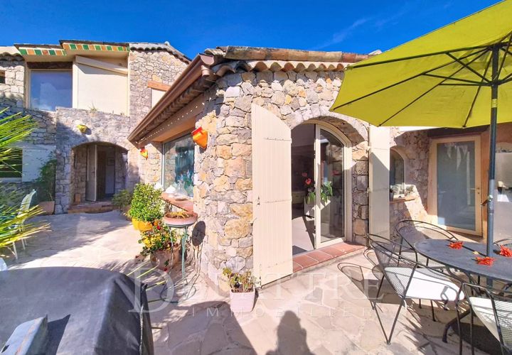 Villa i Grasse, Alpes-Maritimes, Grasse - € 1.200.000 | Ref: 86270109 - foto 1