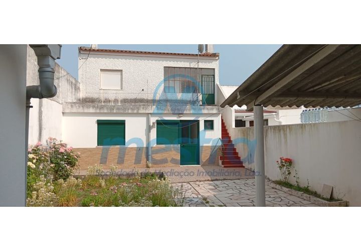 Villa i Almeirim, Santarem, Almeirim - € 172.500 | Ref: 106 - foto 1