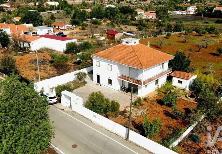 Byhus i Albufeira, Faro, Albufeira - € 585.000 | Ref: 149715 - foto 1