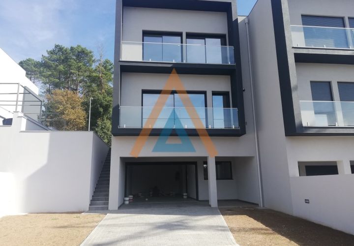 Byhus i Lobao, Aveiro, Lobao - € 440.000 | Ref: HAB_1695 - foto 1