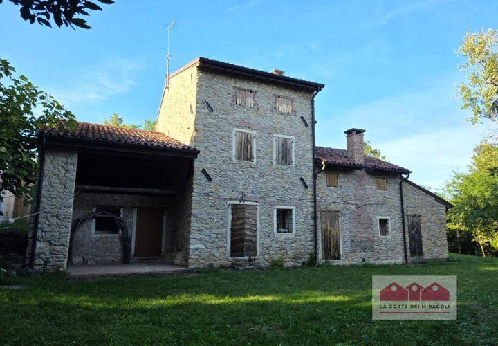 Landejendom i Creazzo, Vicenza, Creazzo - € 410.000 | Ref: VRUS2 - foto 1