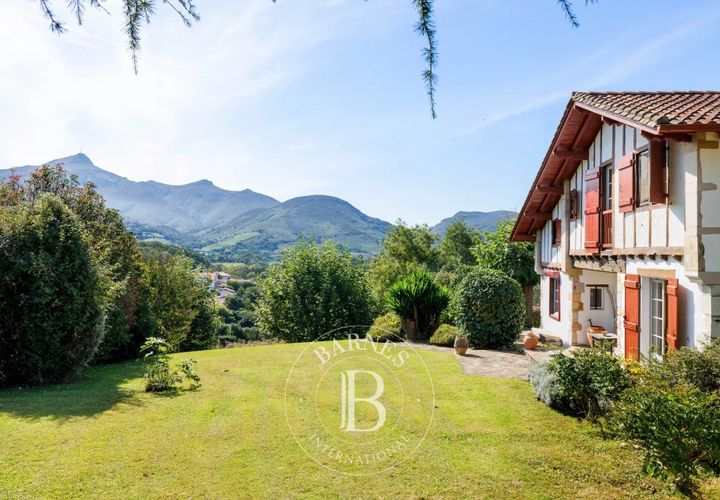 Villa a Urrugne, Pyrenees-Atlantiques, Urrugne - € 1.166.000 | Ref: M1755 - foto 1