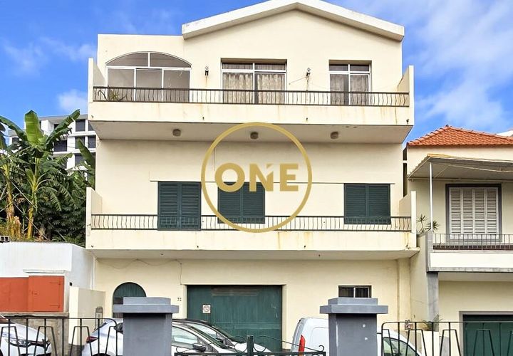 Byhus i Camara de Lobos, Madeira, Camara de Lobos - € 400.000 | Ref: MN000471 - foto 1