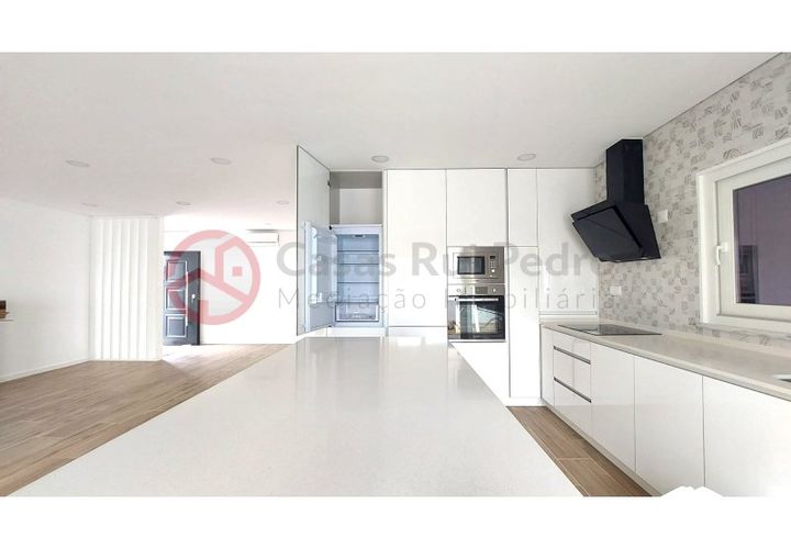 Villa i Quinta do Anjo, Setubal, Quinta do Anjo - € 600.000 | Ref: 4710OB1 - foto 1