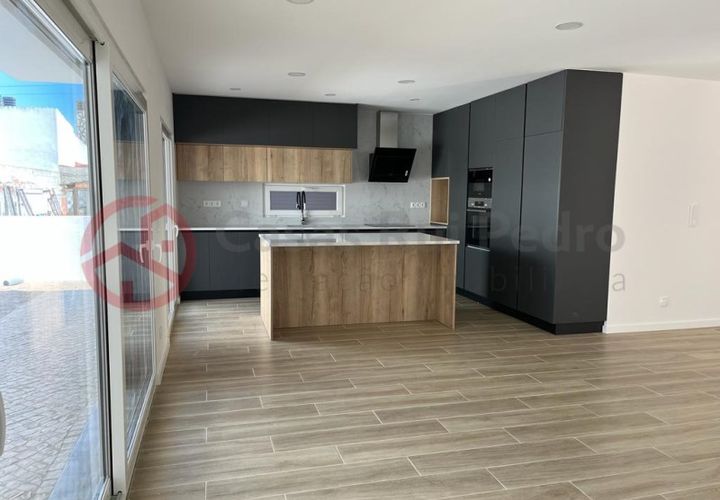 Villa em Quinta do Anjo, Setubal, Quinta do Anjo - € 600.000 | Ref: 4710OB1 - foto 1