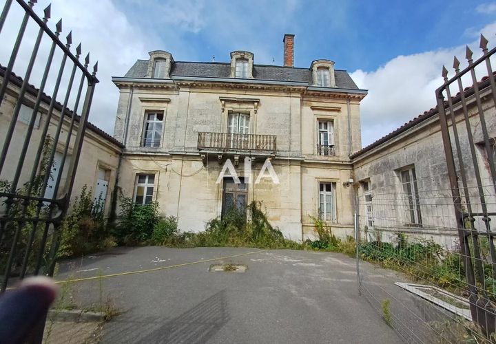 Byhus i Ruffec, Charente, Ruffec - € 440.000 | Ref: 1266 - foto 1