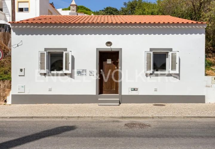 Villa a Carvoeiro, Faro, Carvoeiro - € 365.000 | Ref: W-046GFE - foto 1