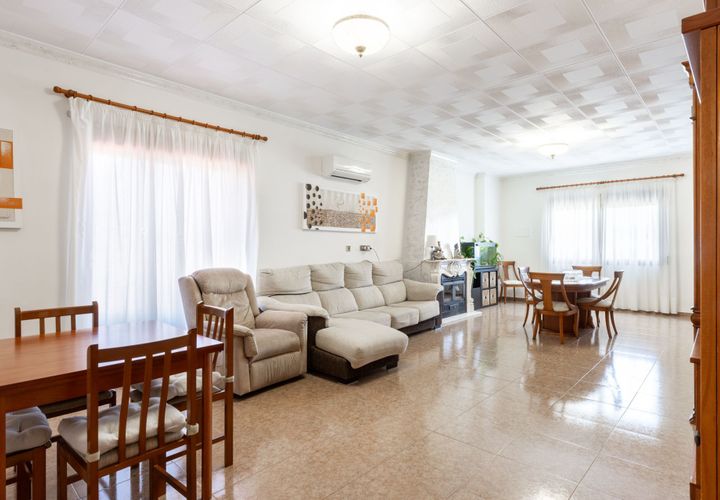 Villa a Navarres, Valencia, Navarres - € 375.000 | Ref: 5e9ff4a7-86e3-4104-b - foto 1