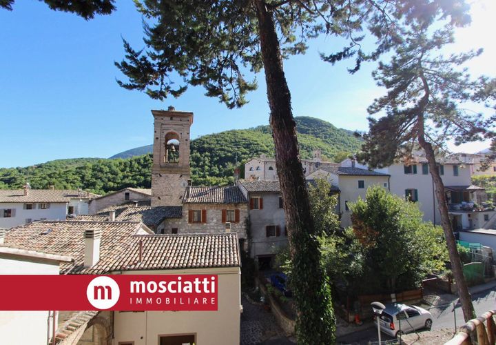 Villa a Esanatoglia, Macerata, Esanatoglia - € 58.000 | Ref: 1333 - foto 1
