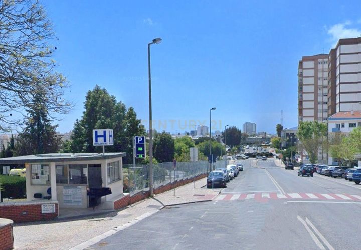 Erhvervsejendom i Carnaxide, Lisbon, Carnaxide - € 1.250.000 | Ref: C0364-03001 - foto 1