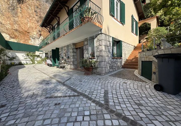 Villa i Roquebrune-Cap-Martin, Alpes-Maritimes, Roquebrune-Cap-Martin - € 1.007.000 | Ref: D15867 - foto 1