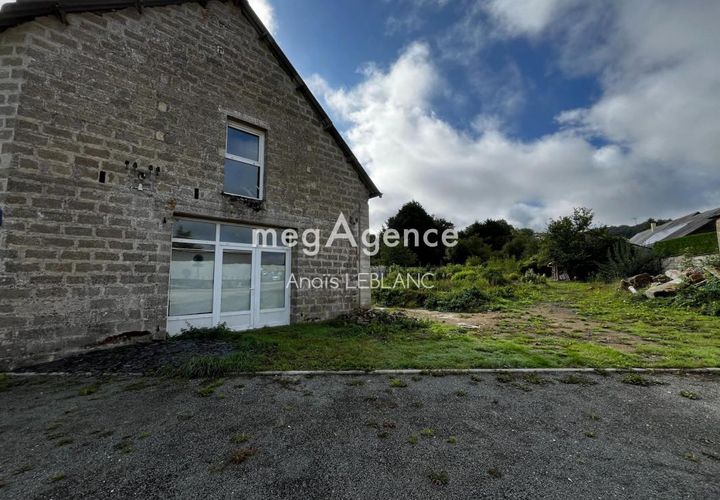Farm hus i Bais, Mayenne, Bais - € 68.000 | Ref: 192484 - foto 1