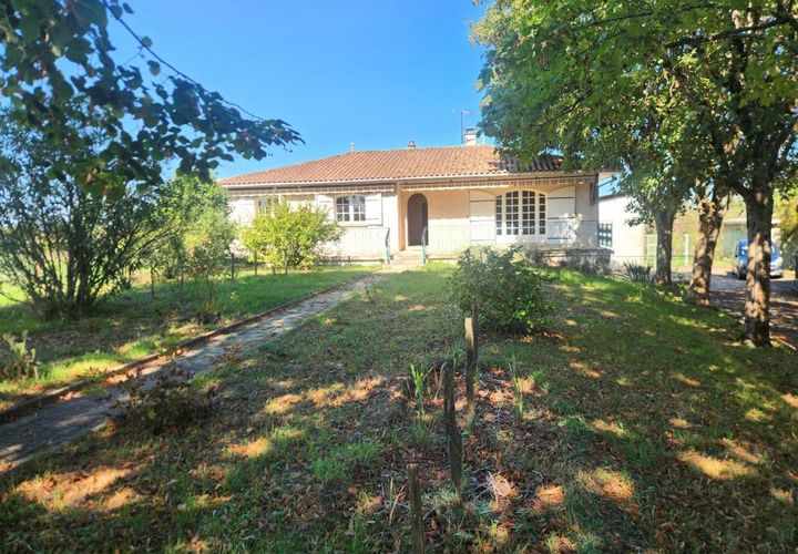 Villa a Saint-Germain-du-Puch, Gironde, Saint-Germain-du-Puch - € 250.000 | Ref: 189274 - foto 1