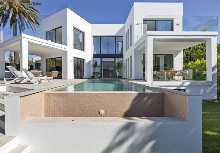 Villa i Marbella, Malaga, Marbella - € 3.450.000 | Ref: R5173768 - foto 1