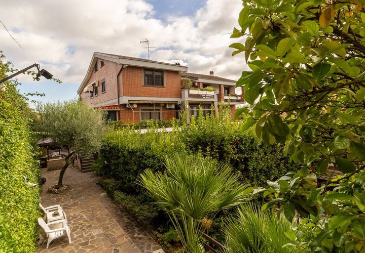 Villa a Rome, Rome, Rome - € 600.000 | Ref: 86 - foto 1