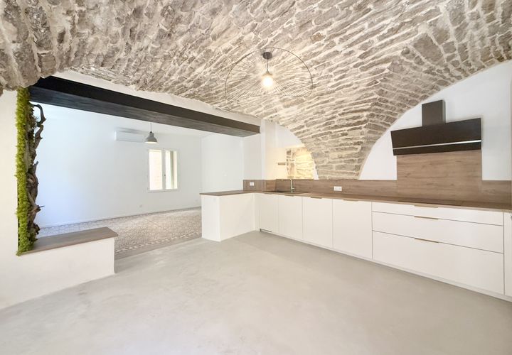 Landsbyhus i Bernis, Gard, Bernis - € 325.000 | Ref: 64CM - foto 1