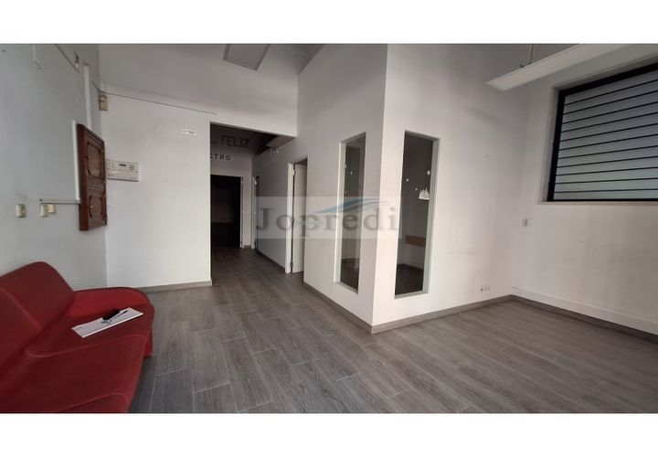 Erhvervsejendom i Cacem, Lisbon, Cacem - € 100.000 | Ref: 2898 - foto 1